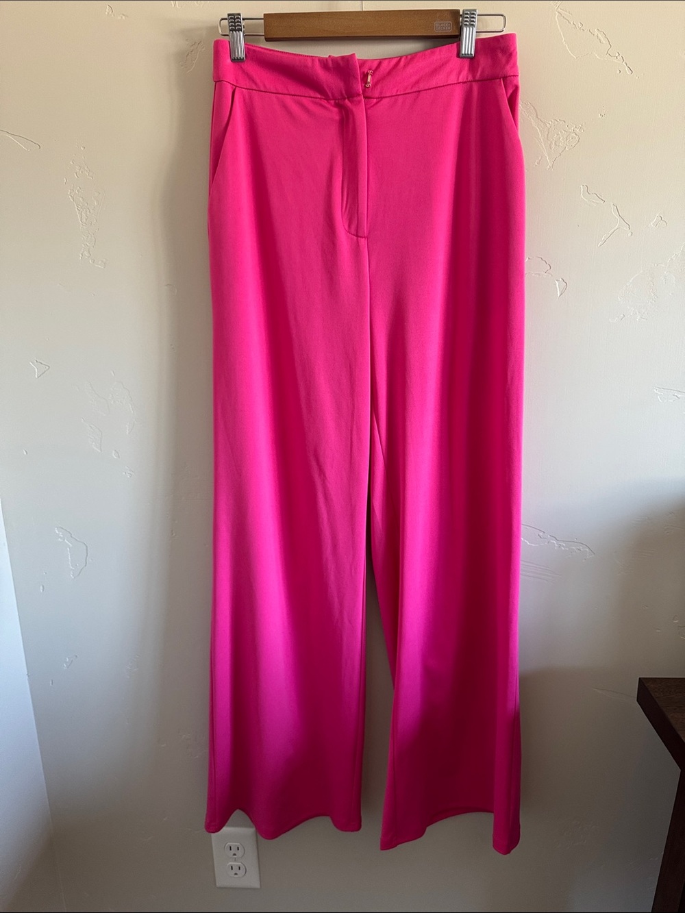Pink summer pants. NWT